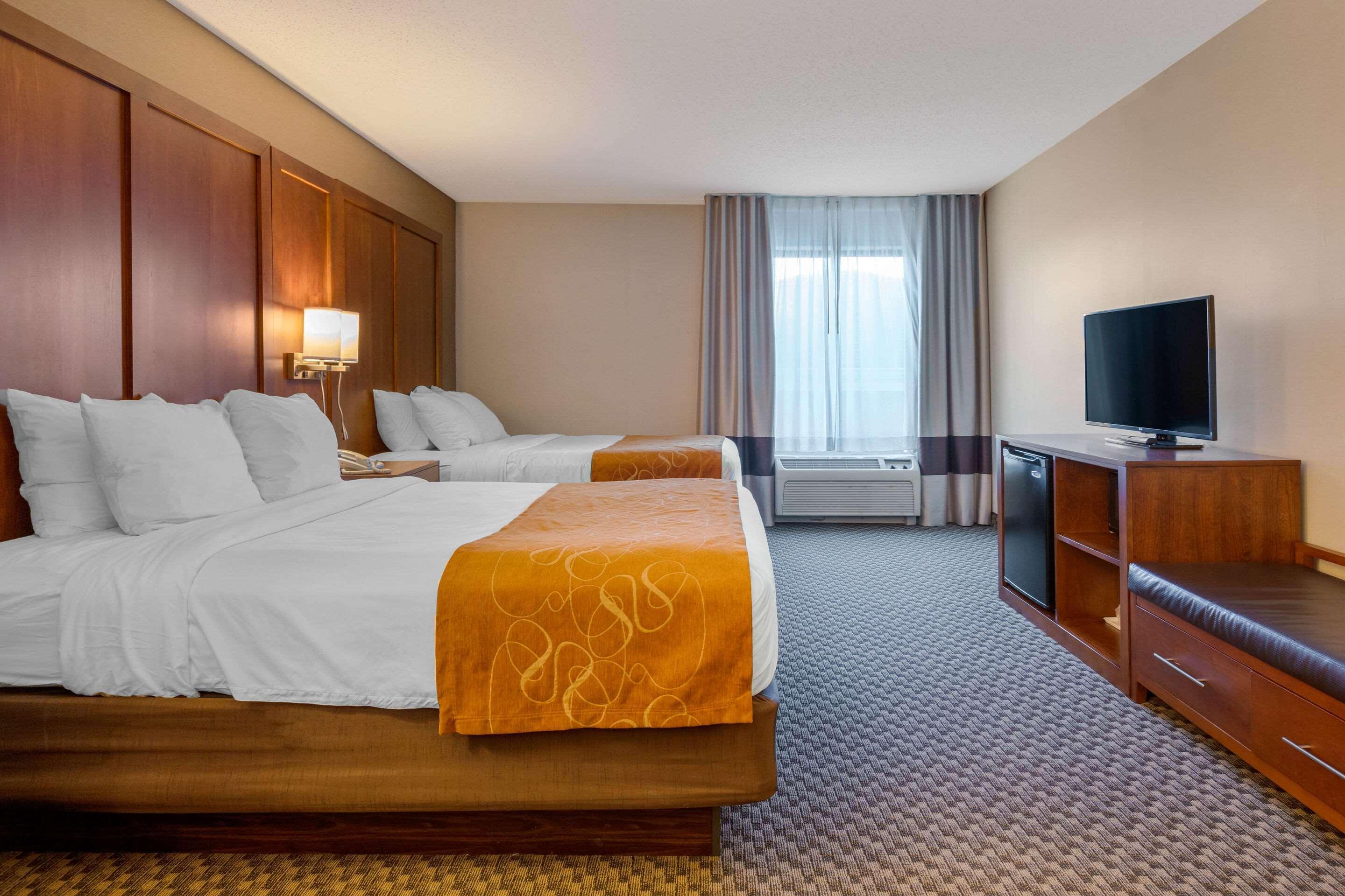 Comfort Suites South Haven Near I-96 Luaran gambar