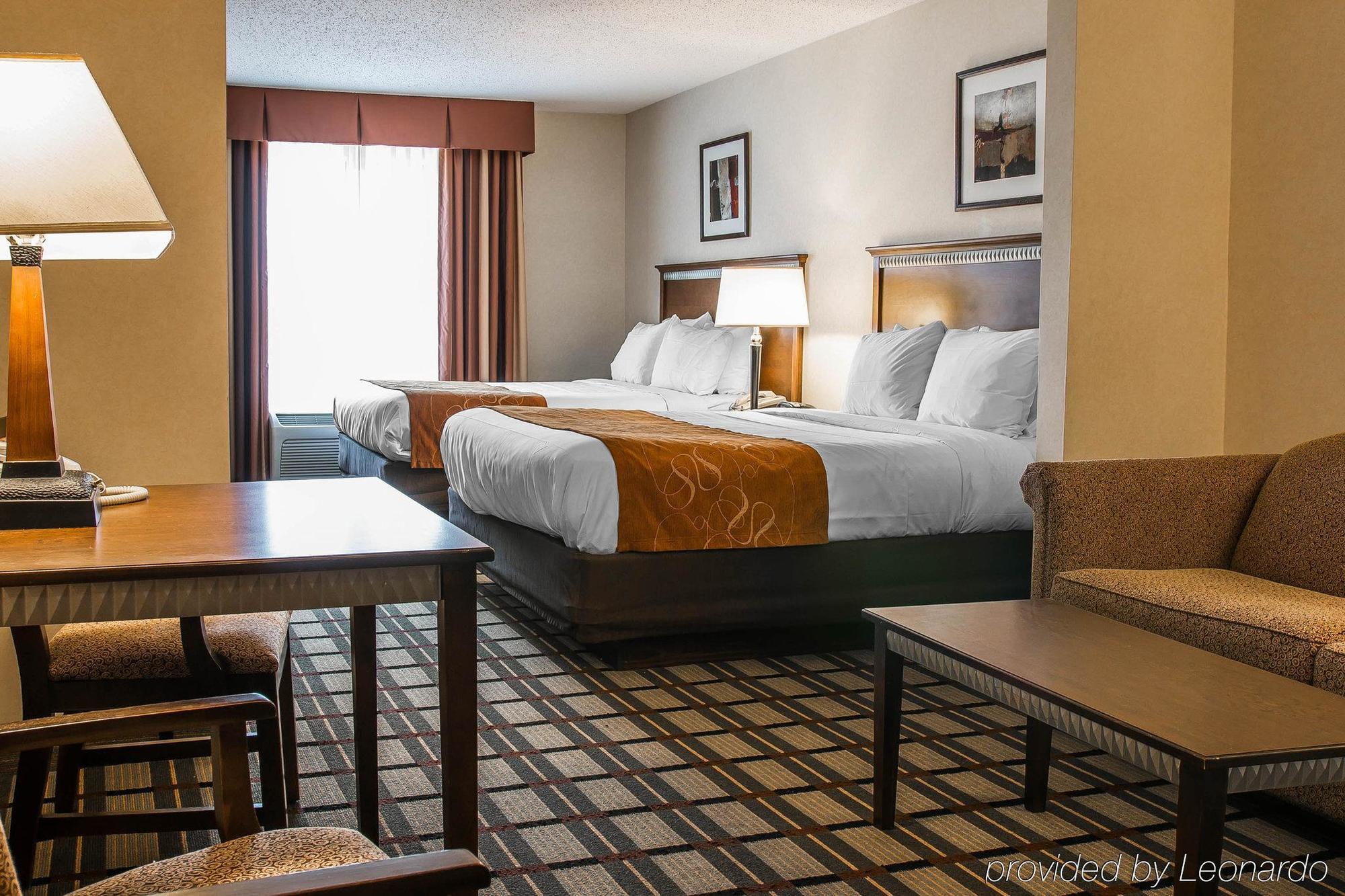 Comfort Suites South Haven Near I-96 Luaran gambar