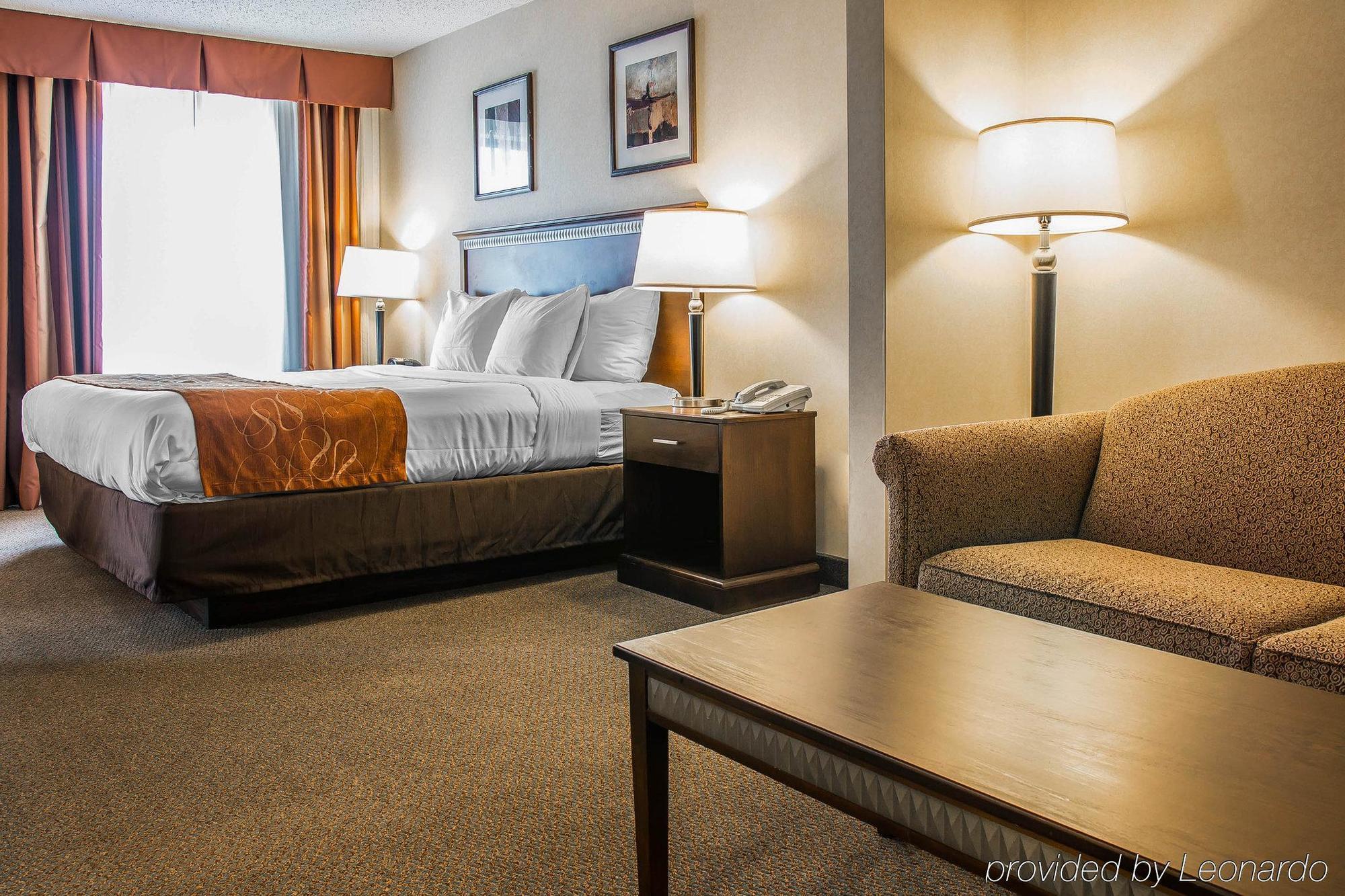 Comfort Suites South Haven Near I-96 Luaran gambar