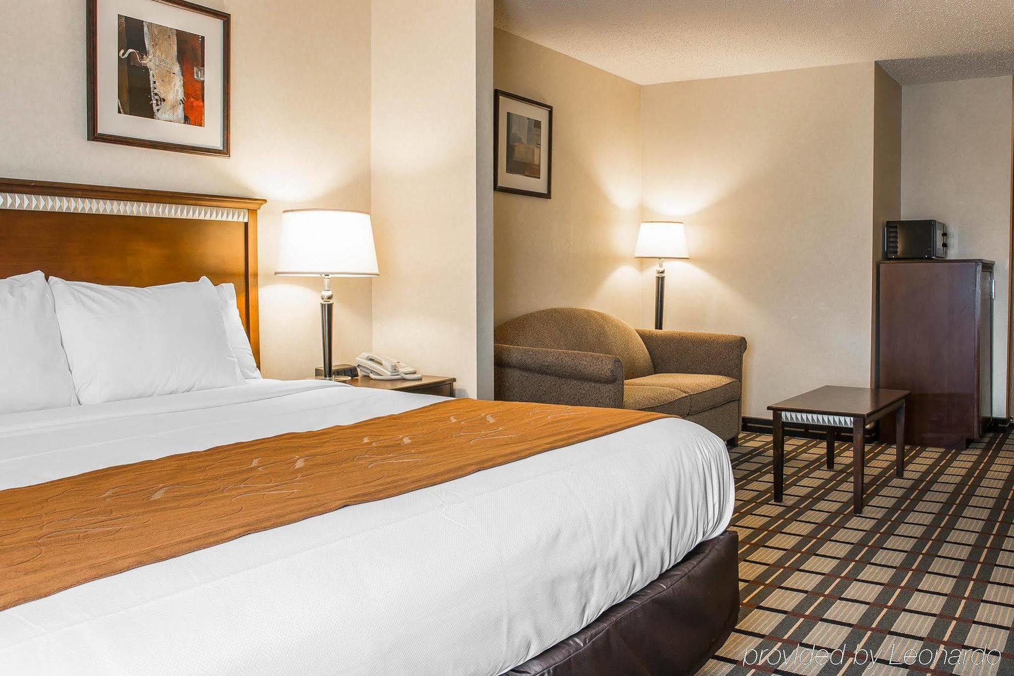 Comfort Suites South Haven Near I-96 Luaran gambar